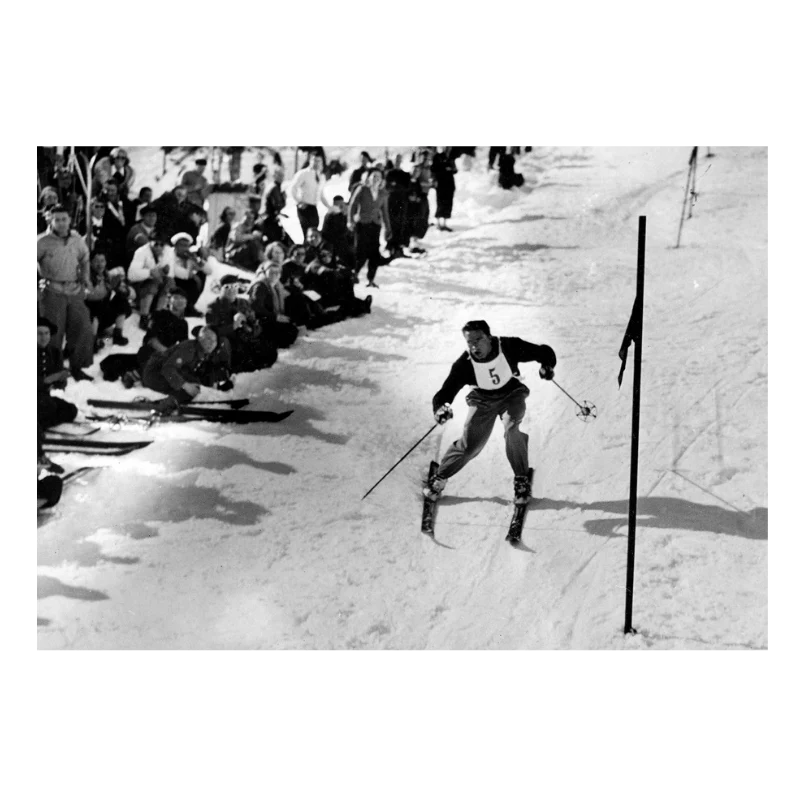 Emile Allais au slalom avec le dossard 5 - Image 3