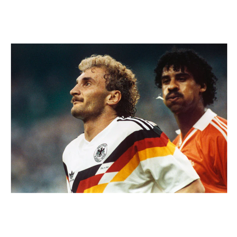 Le fameux crachat de Rijkaard sur Völler, 1990 - Image 3