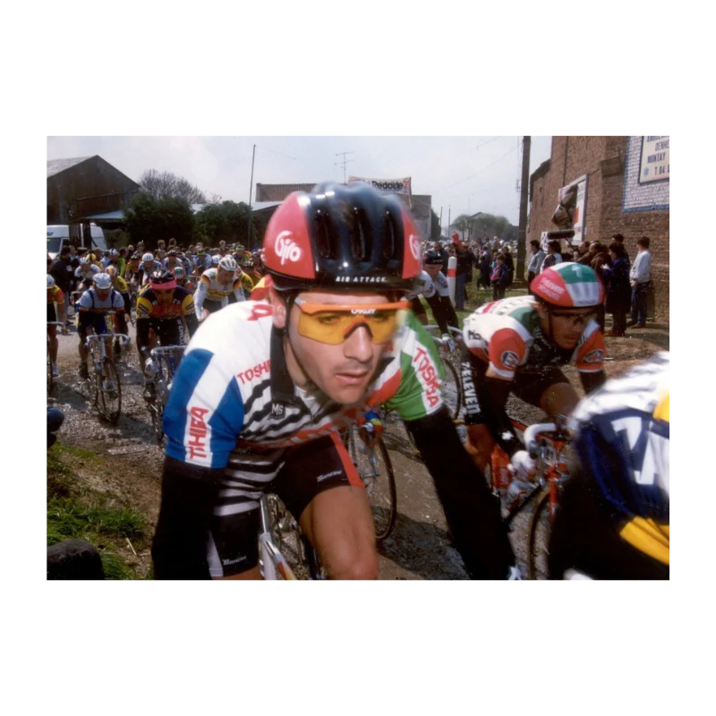 Jalabert sur les pavés de Paris-Roubaix, 1990 - Image 3