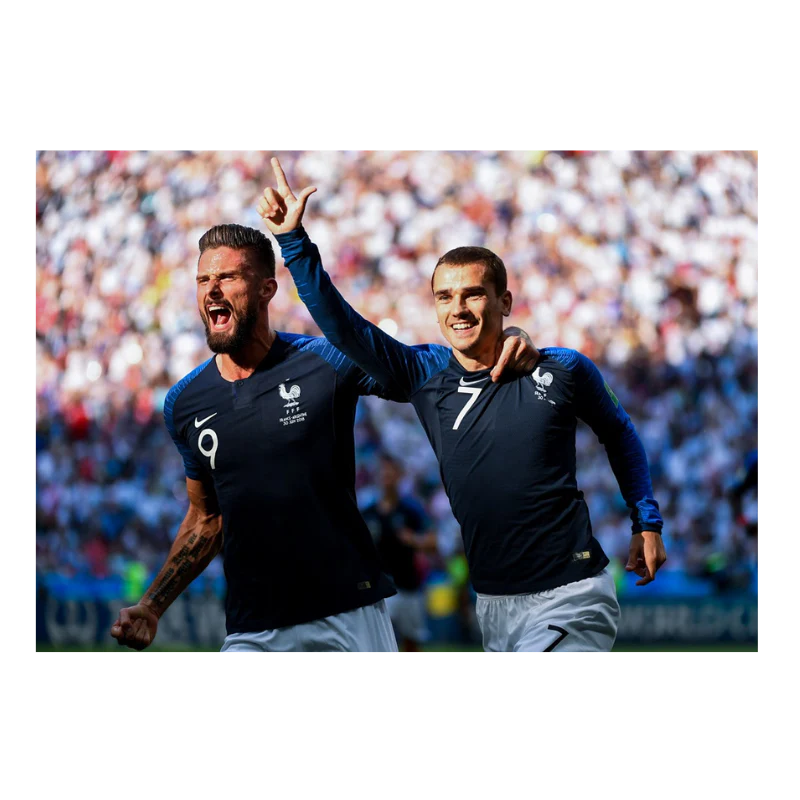 La joie de Griezmann et Giroud, 2018 - Image 3