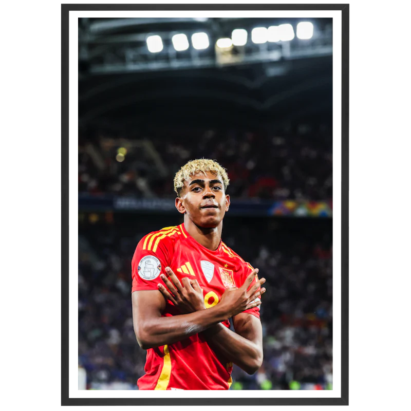 Lamine Yamal célèbre son doublé, 2025