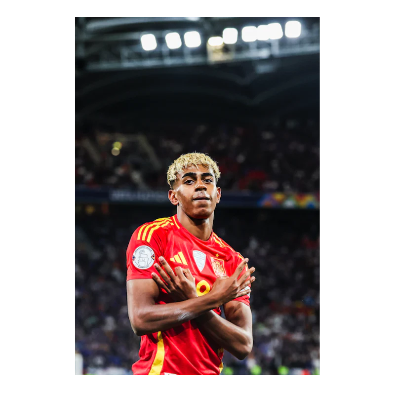 Lamine Yamal célèbre son doublé, 2025 - Image 3