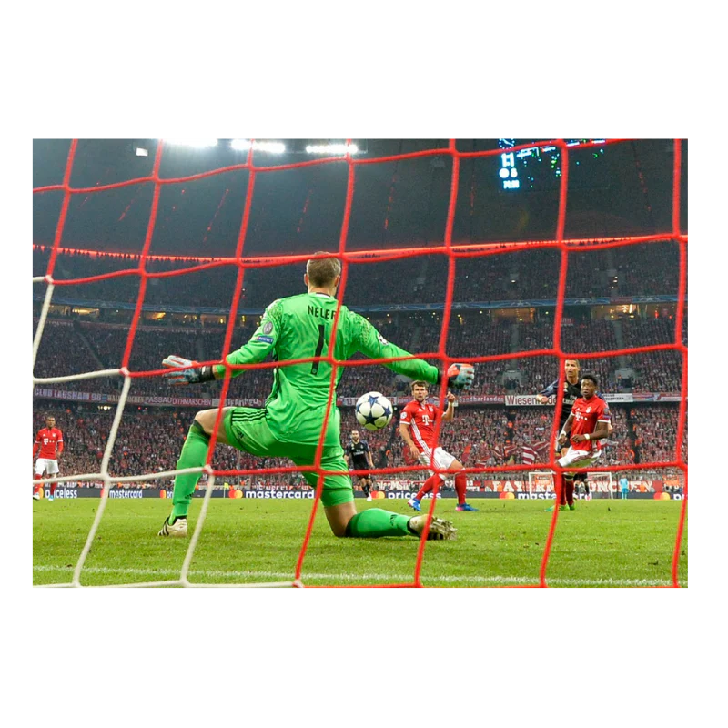 Le mur Manuel Neuer face à Cristiano Ronaldo, 2017 - Image 3