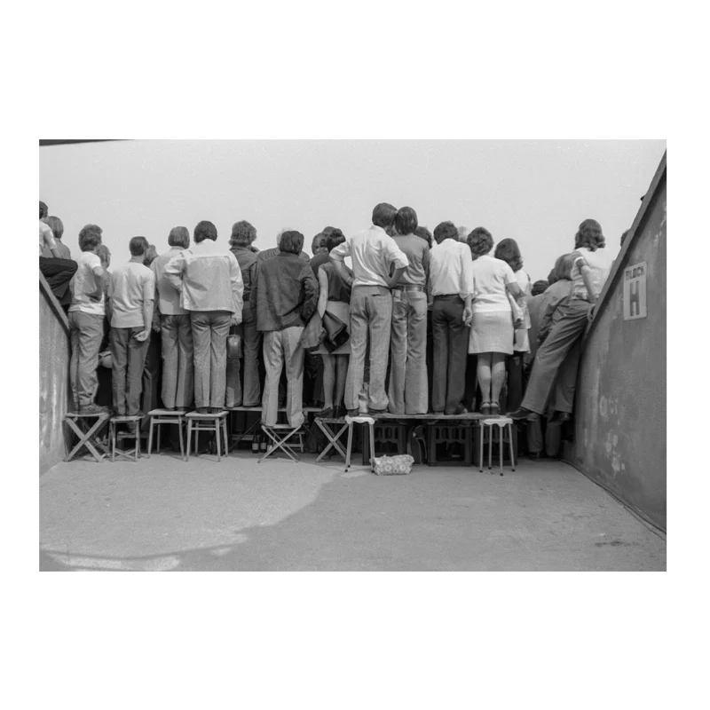 Fans entassés du Dynamo Dresde, 1975 - Image 3