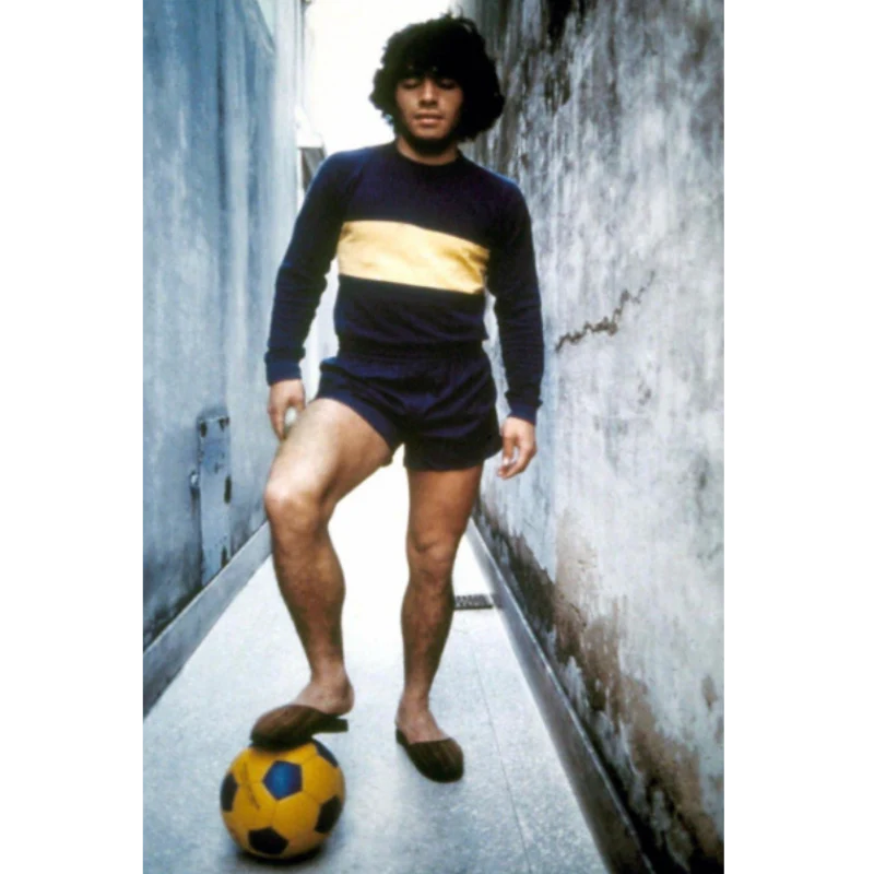 Maradona dans les rues de Buenos Aires, 1981 - Image 3