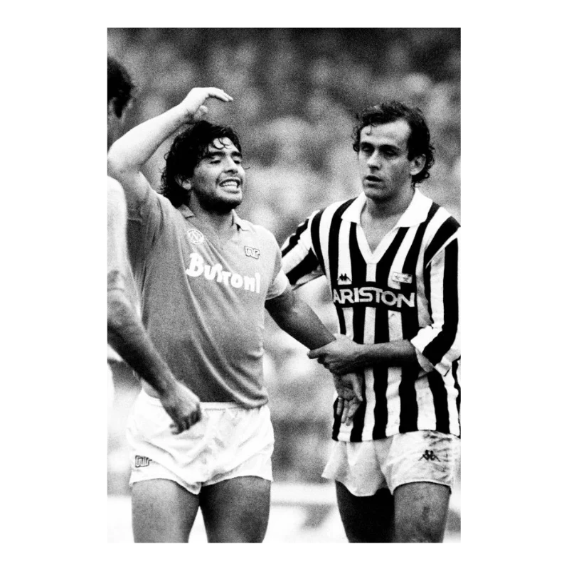 Maradona et Platini en noir et blanc, 1985 - Image 3