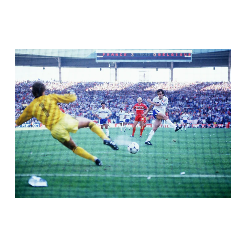 Penalty de Michel Platini, 1984 - Image 3