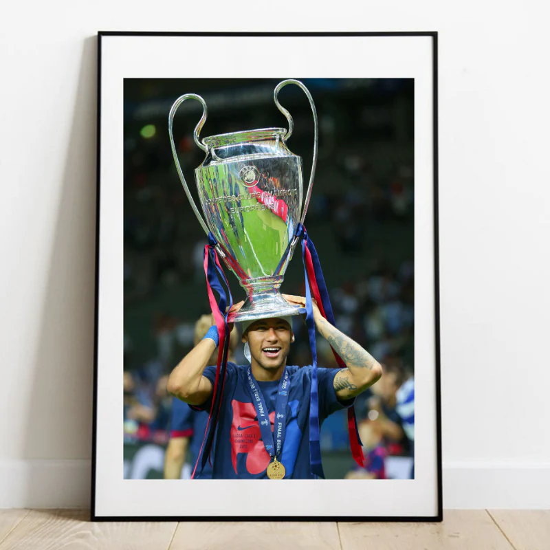Neymar avec sa 1ère Ligue des Champions, 2015 - Image 2