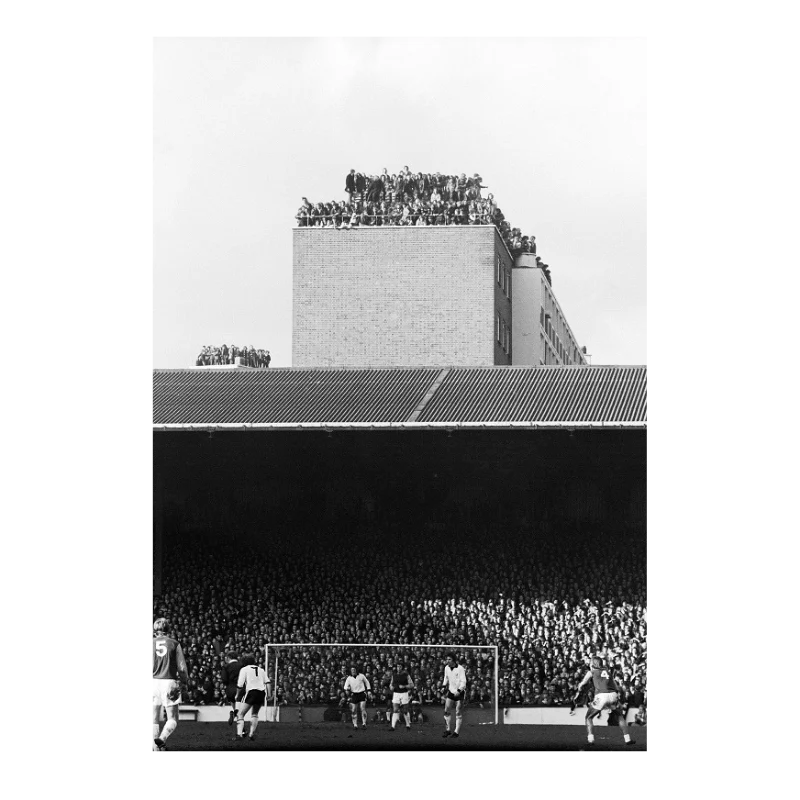 Supporters de West Ham sur le toit du stade, 1984 - Image 3