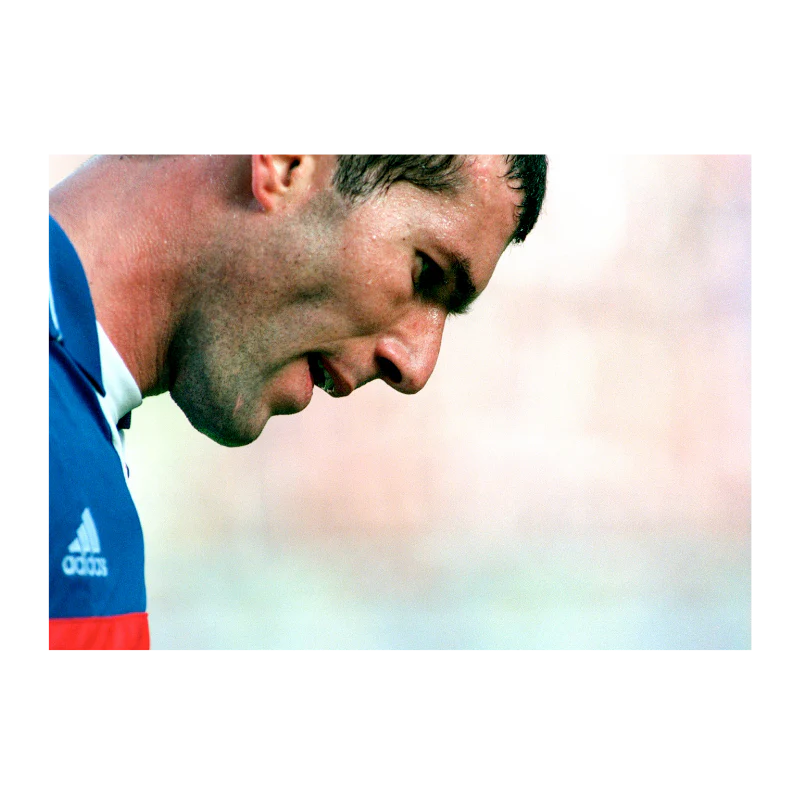 Zinédine Zidane de profil, 2000 - Image 3