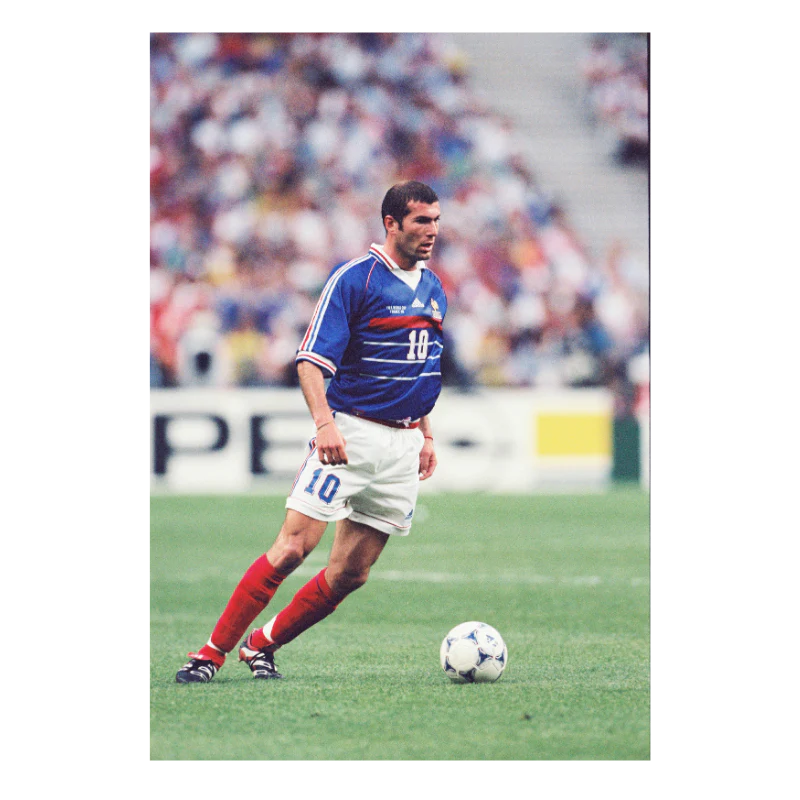 Zinédine Zidane avec le ballon face au Brésil, Mondial 1998 - Image 3